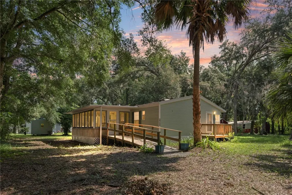 2786 NE 33rd Place Coleman FL 33521