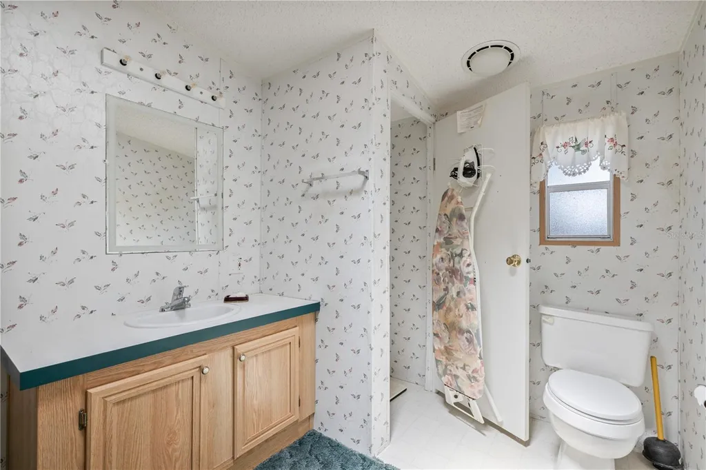 2786 NE 33rd Place Coleman FL 33521
