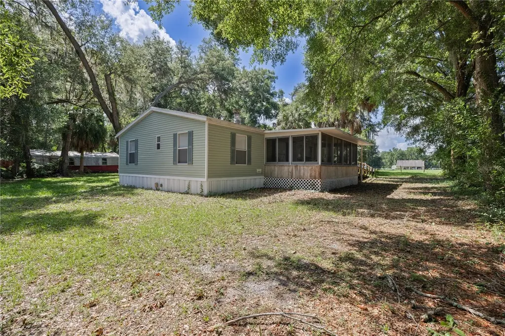 2786 NE 33rd Place Coleman FL 33521