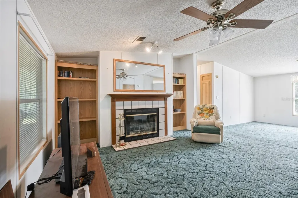 2786 NE 33rd Place Coleman FL 33521