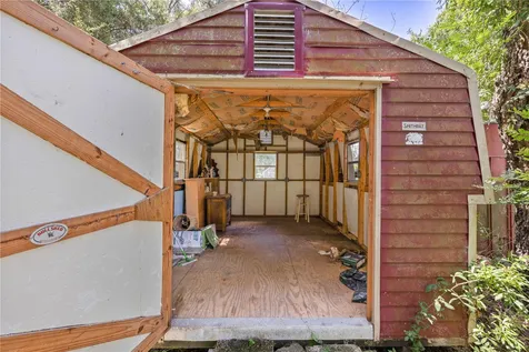 2786 NE 33rd Place Coleman FL 33521