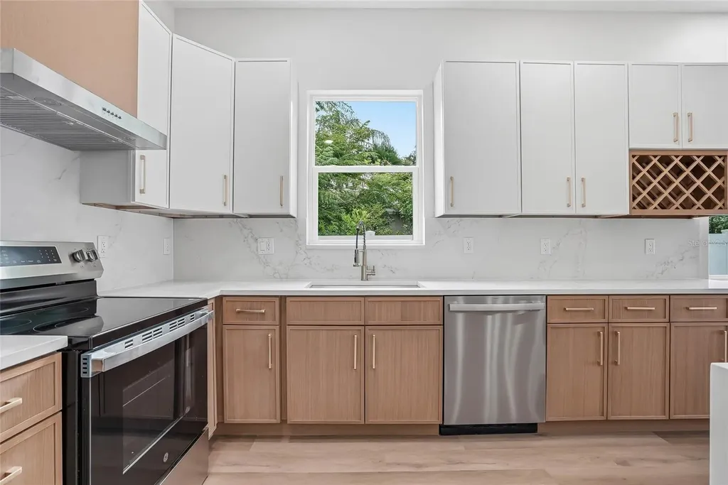 1117 15th Avenue NW Largo FL 33770