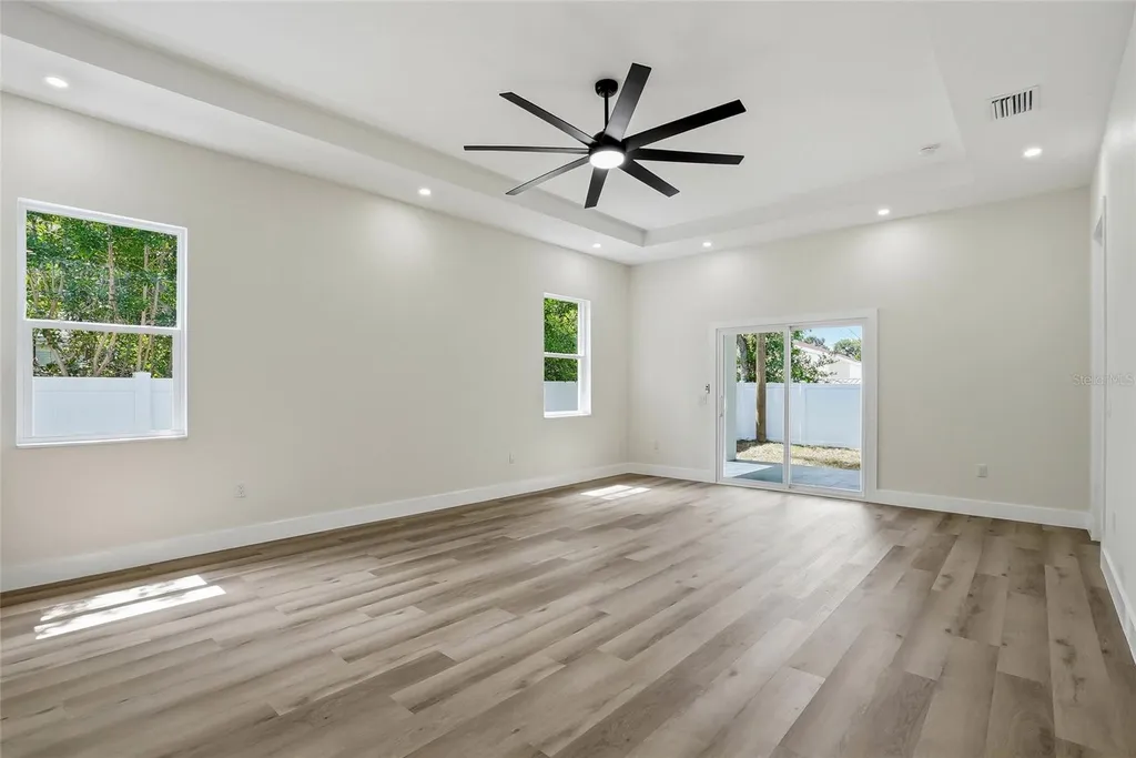 1117 15th Avenue NW Largo FL 33770