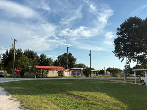 17440 SE 37th Lane Ocklawaha FL 32179
