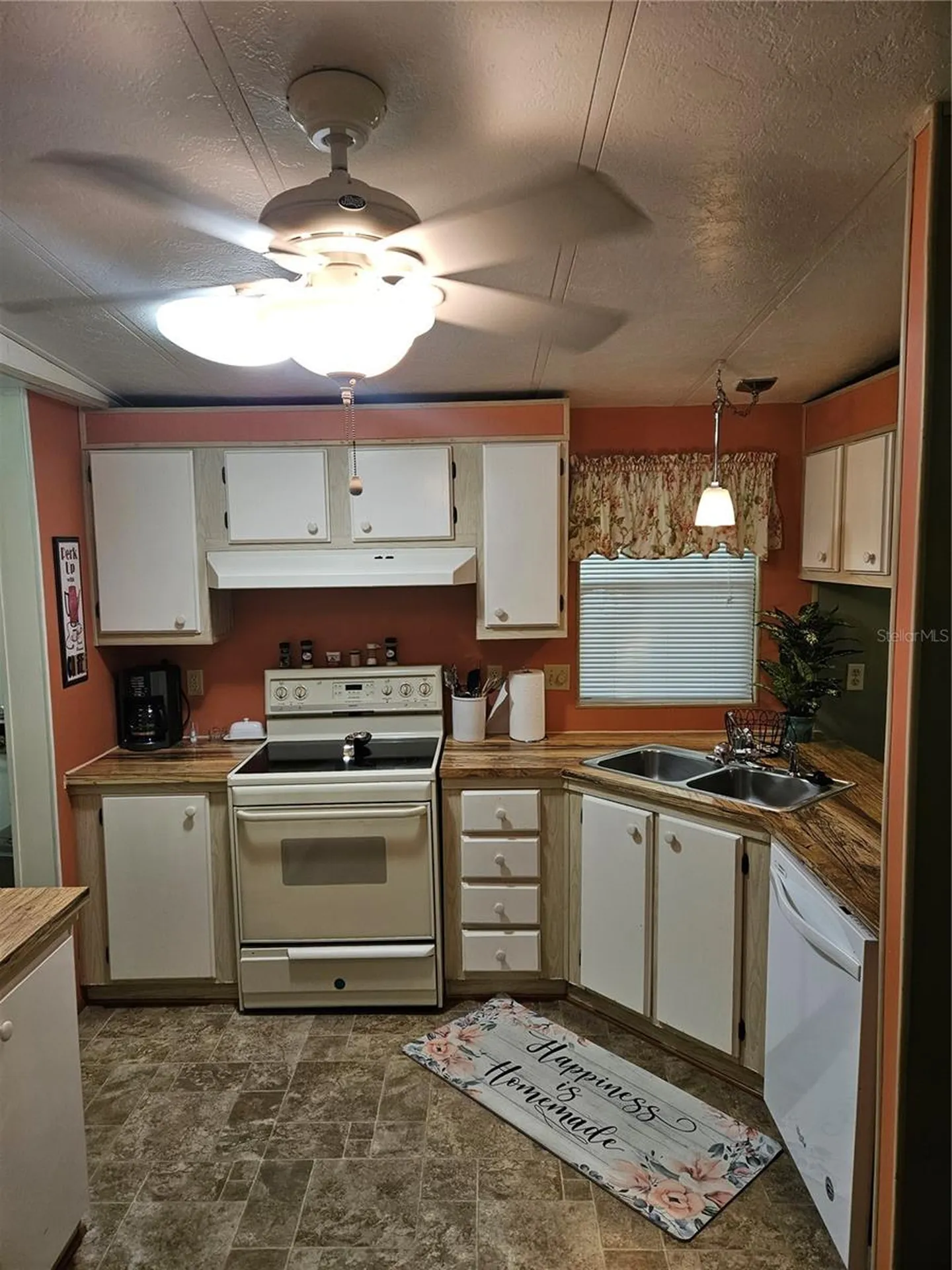 5716 Pawnee Street Zephyrhills FL 33542