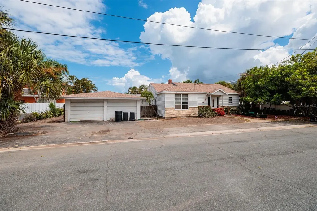 216 Punta Vista Drive St Pete Beach FL 33706