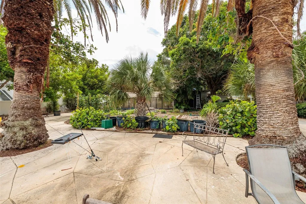 216 Punta Vista Drive St Pete Beach FL 33706