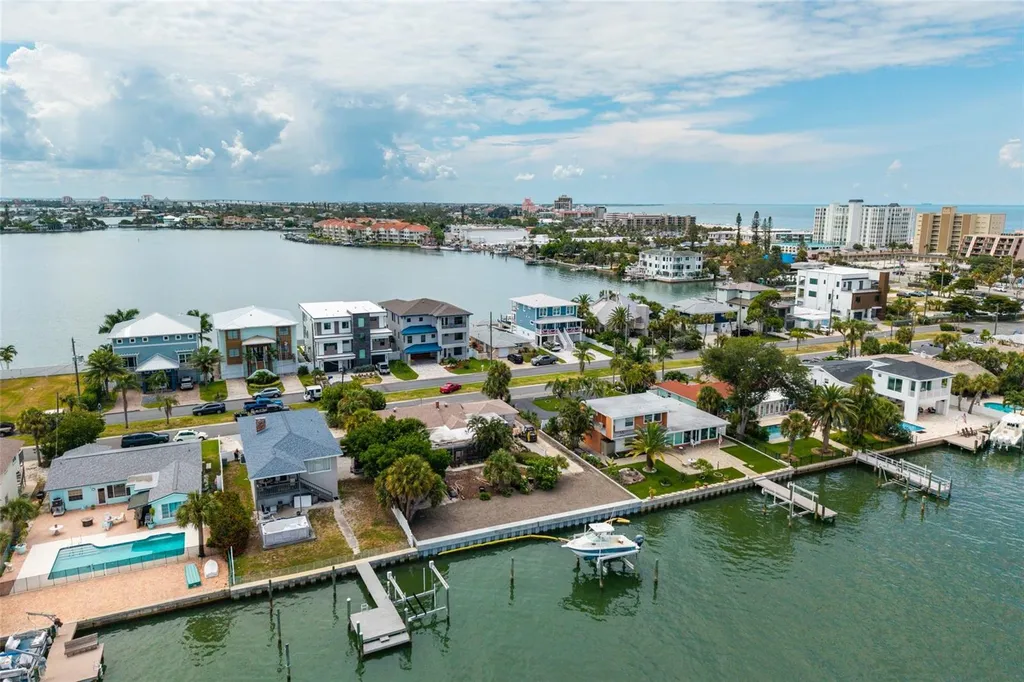 216 Punta Vista Drive St Pete Beach FL 33706