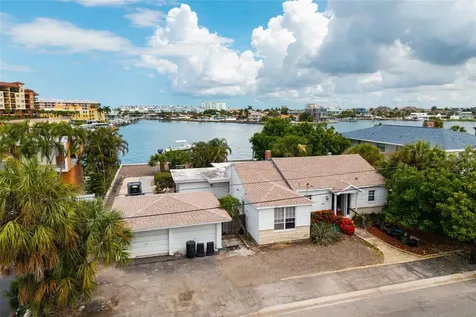 216 Punta Vista Drive St Pete Beach FL 33706
