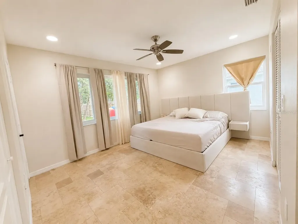 4820 Sunday Court Sarasota FL 34235