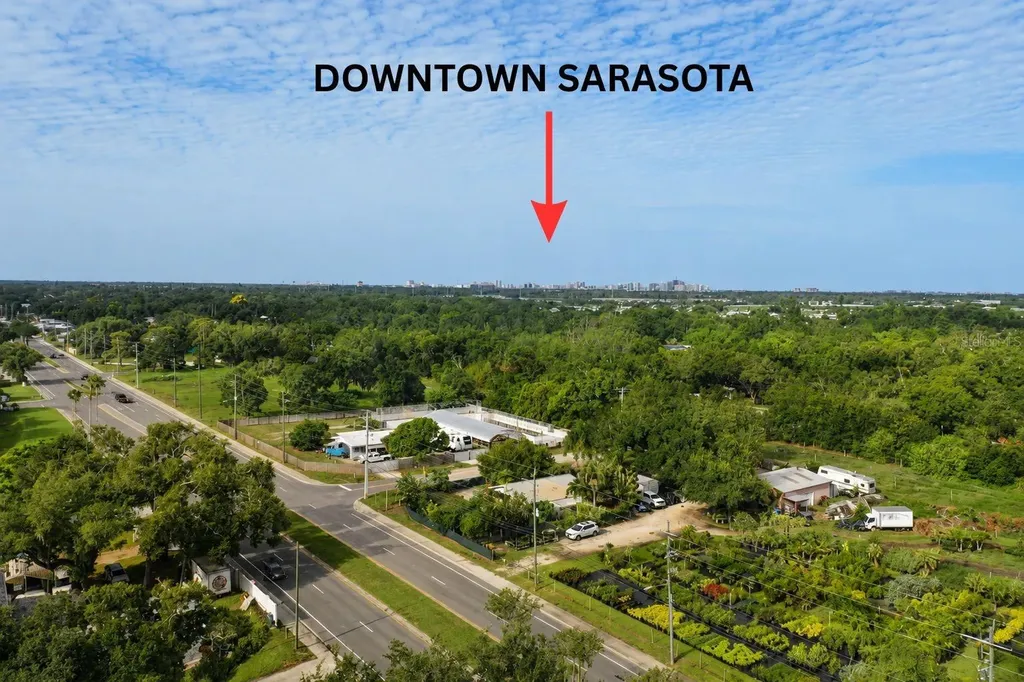 4820 Sunday Court Sarasota FL 34235