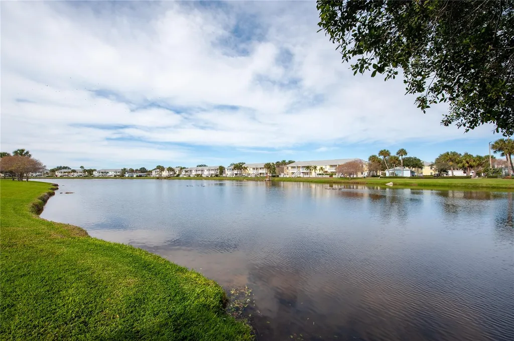 237 Seahorse Drive SE St Petersburg FL 33705