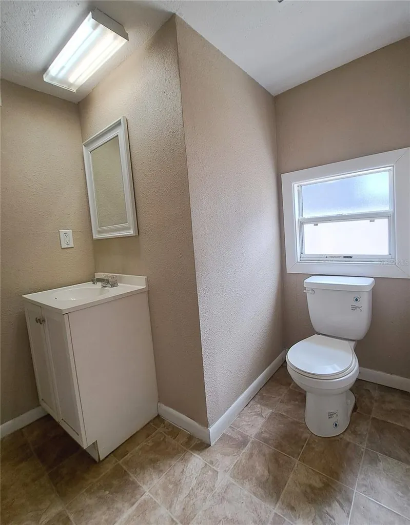 2657 Bayside Drive S St Petersburg FL 33705