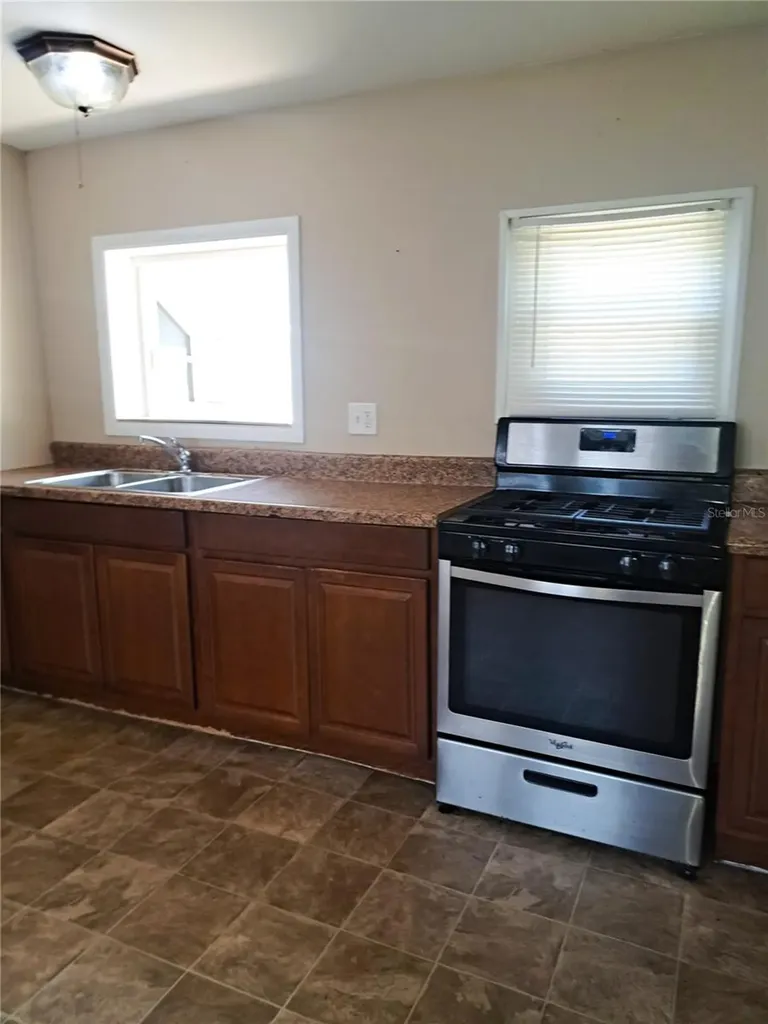 2657 Bayside Drive S St Petersburg FL 33705
