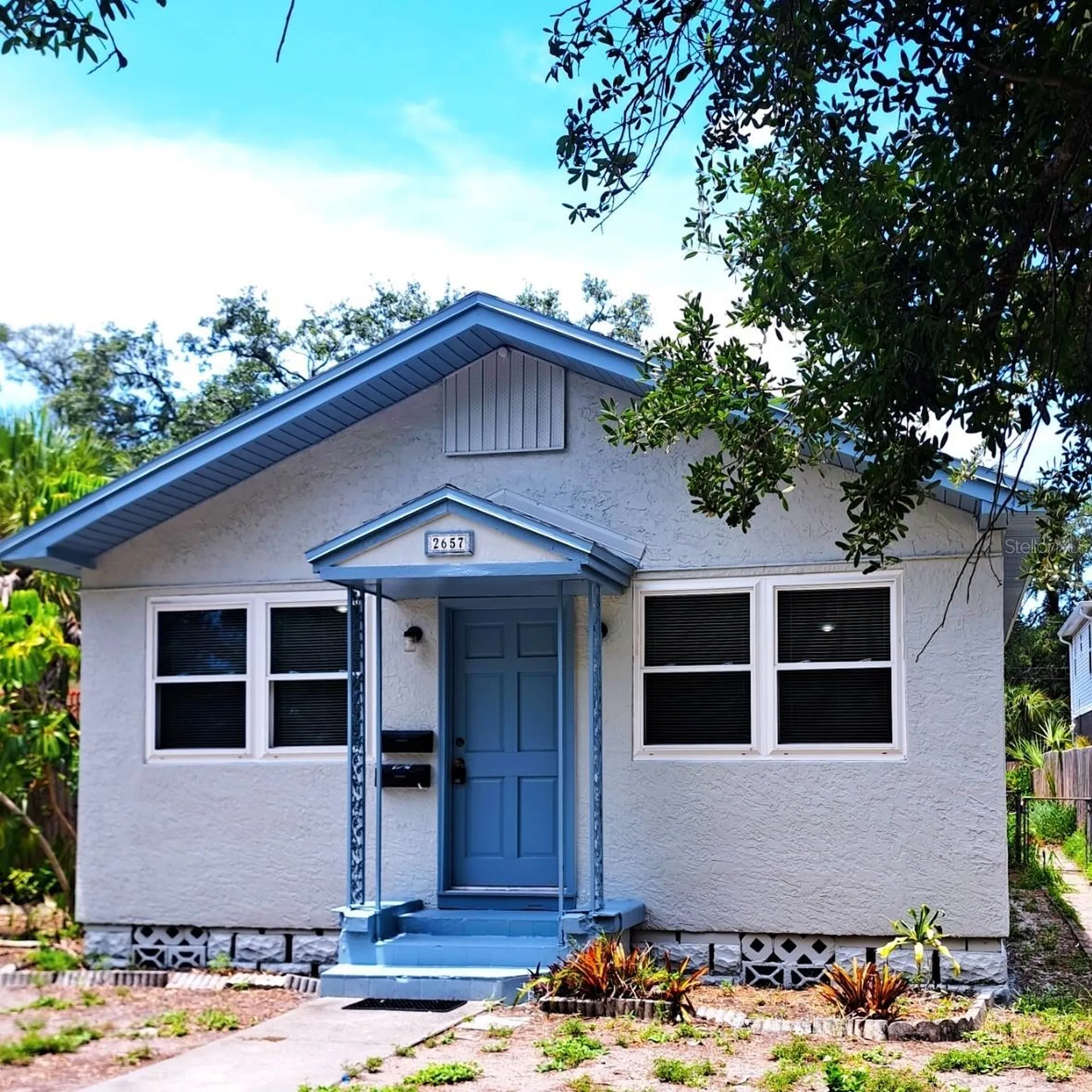 2657 Bayside Drive S St Petersburg FL 33705