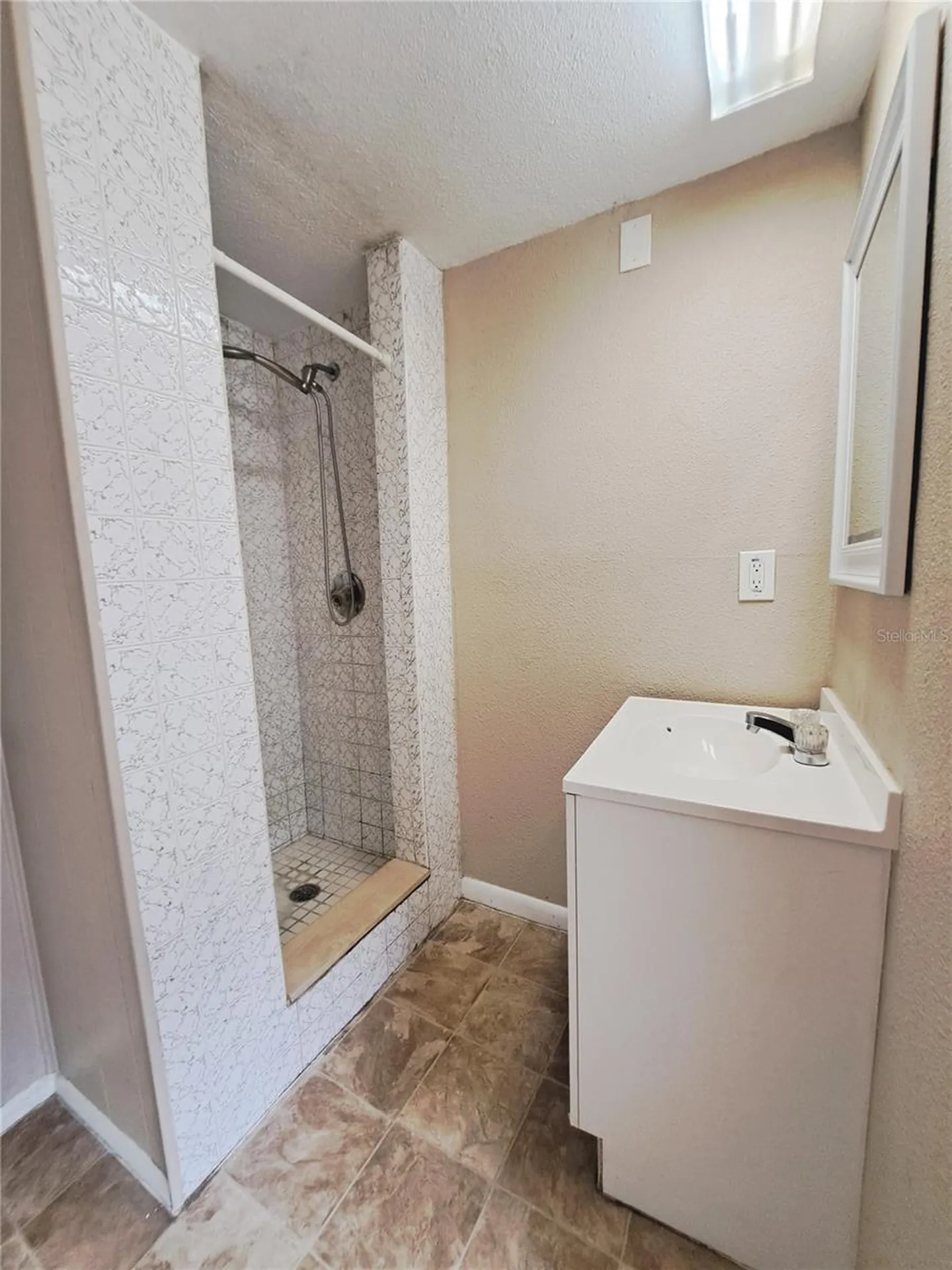 2657 Bayside Drive S St Petersburg FL 33705