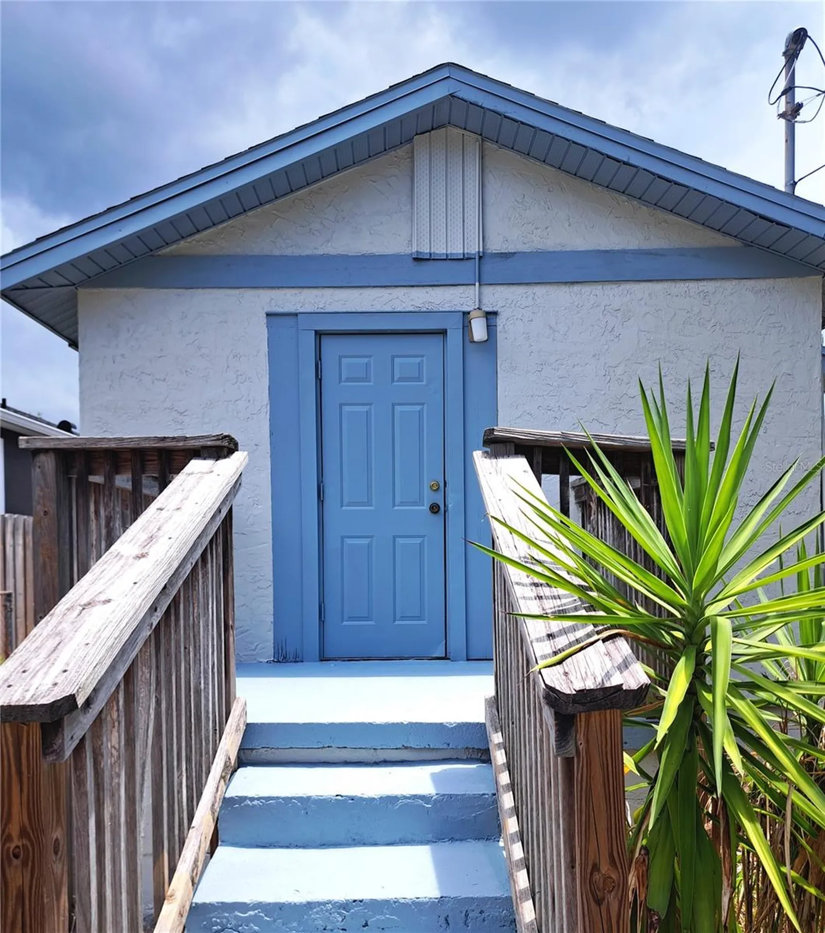 2657 Bayside Drive S St Petersburg FL 33705