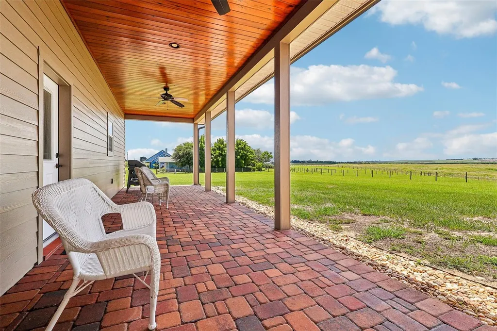 3670 Lake Hatchineha Road Haines City FL 33844