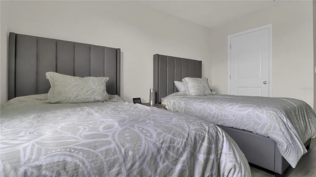 5546 Logan Cave Avenue Wimauma FL 33598