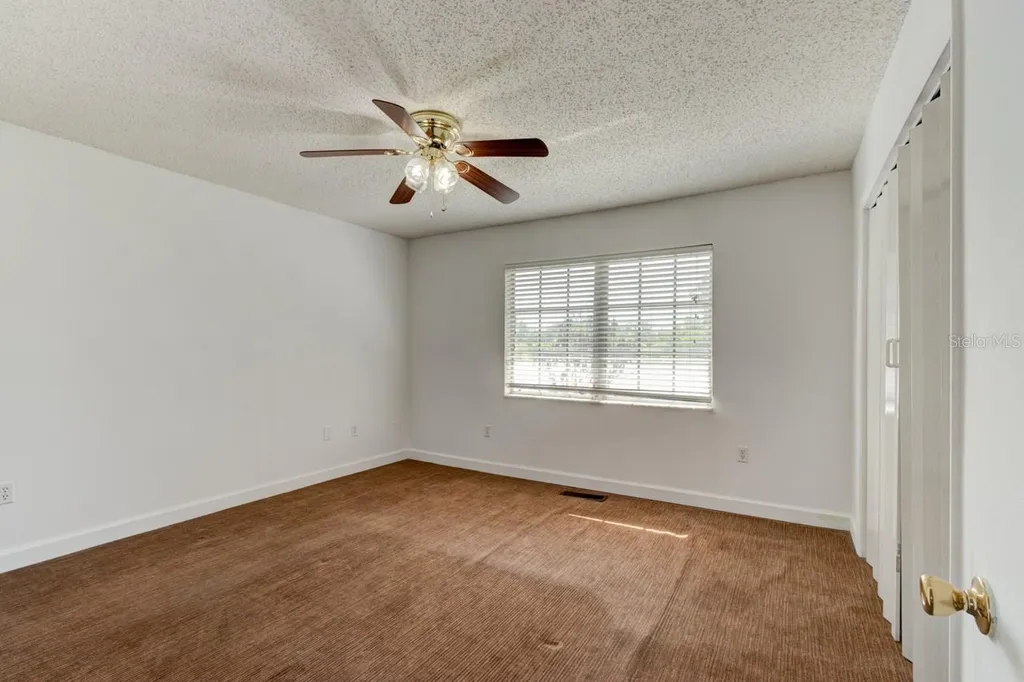 621 W Indiana Avenue Deland FL 32720