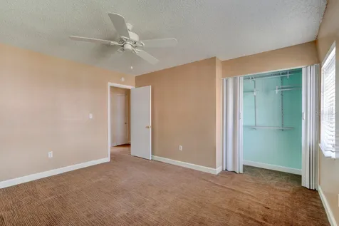 621 W Indiana Avenue Deland FL 32720