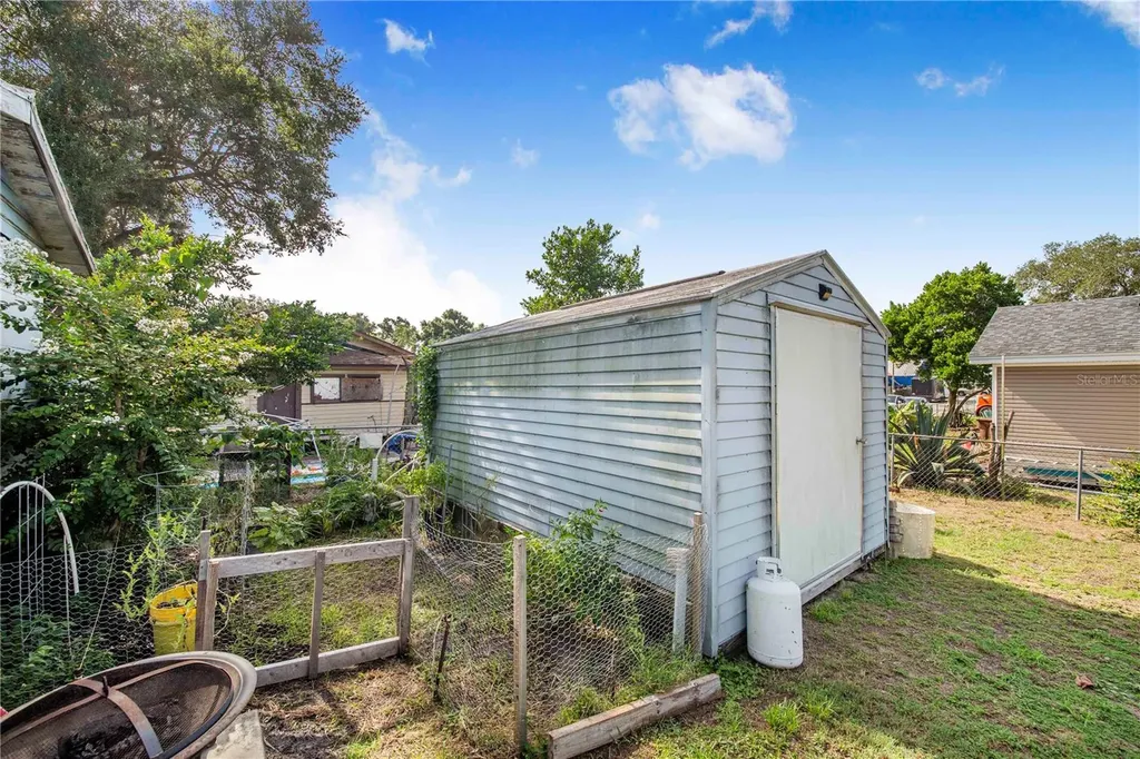 229 N 13th Street Haines City FL 33844