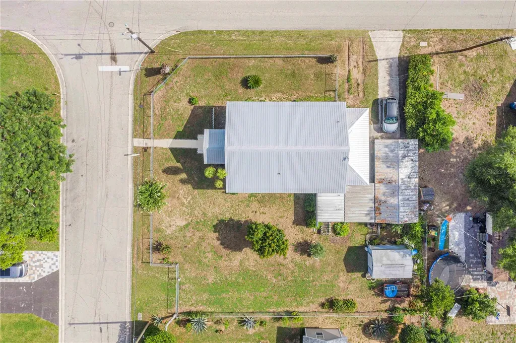 229 N 13th Street Haines City FL 33844