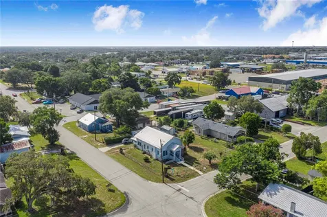 229 N 13th Street Haines City FL 33844