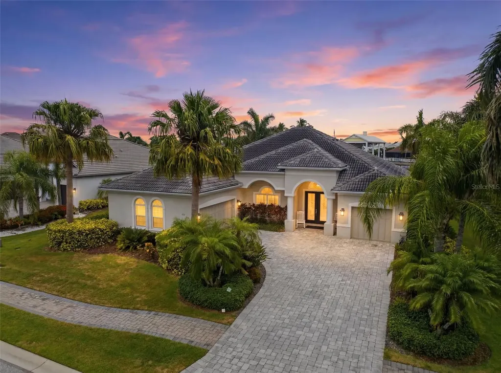 621 Regatta Way Bradenton FL 34208