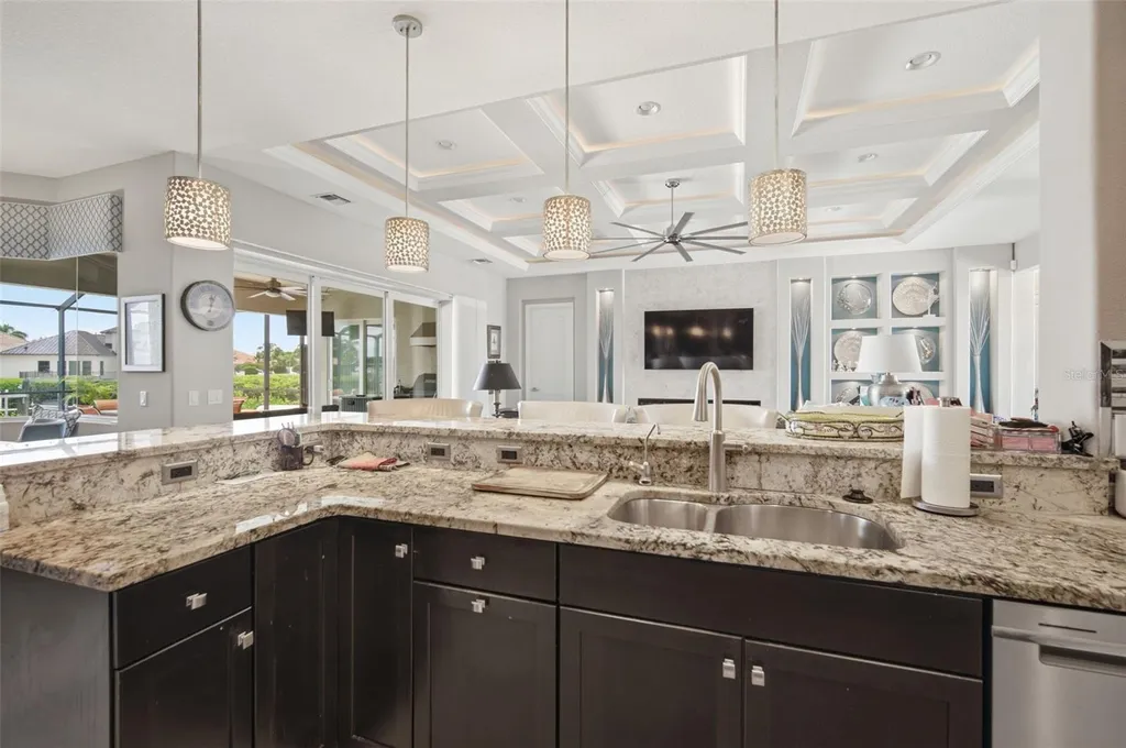 621 Regatta Way Bradenton FL 34208