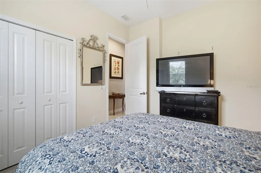 621 Regatta Way Bradenton FL 34208