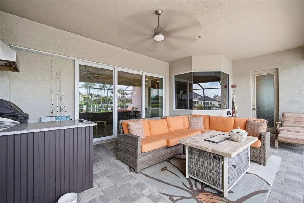 621 Regatta Way Bradenton FL 34208