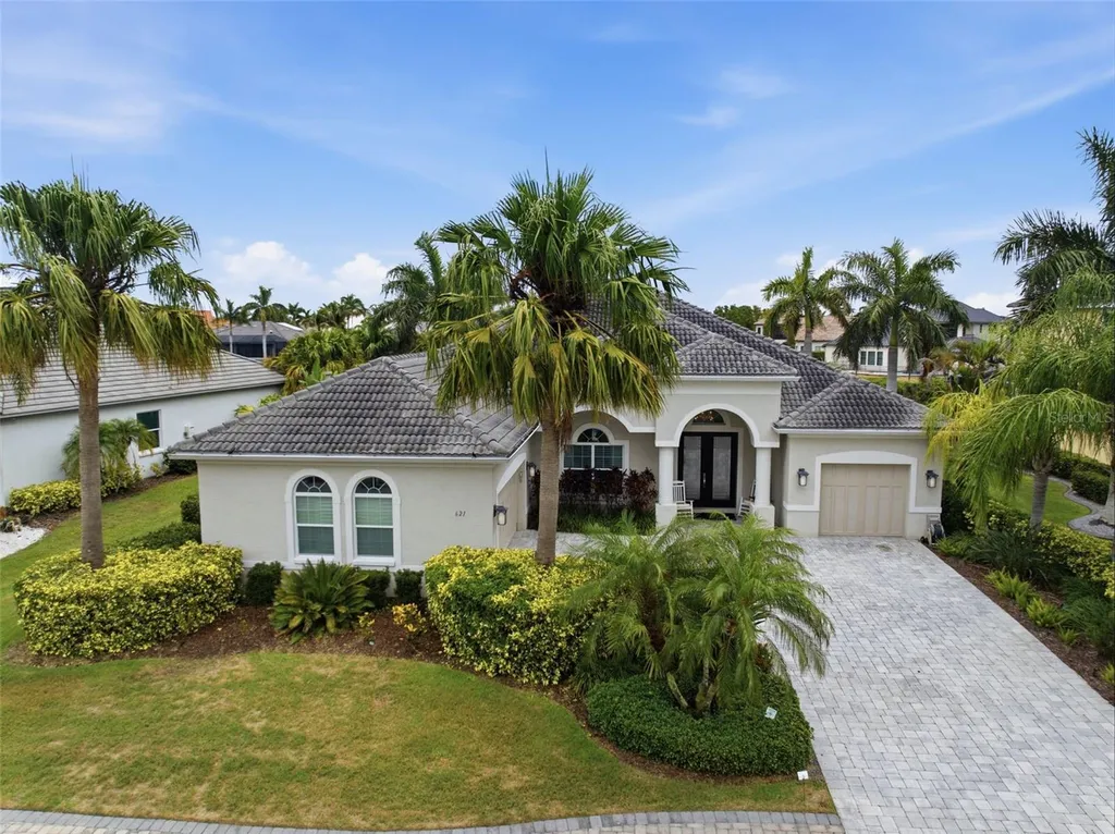 621 Regatta Way Bradenton FL 34208