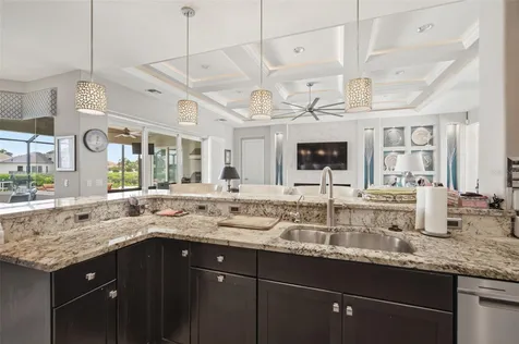 621 Regatta Way Bradenton FL 34208