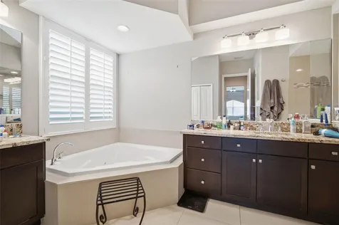 621 Regatta Way Bradenton FL 34208