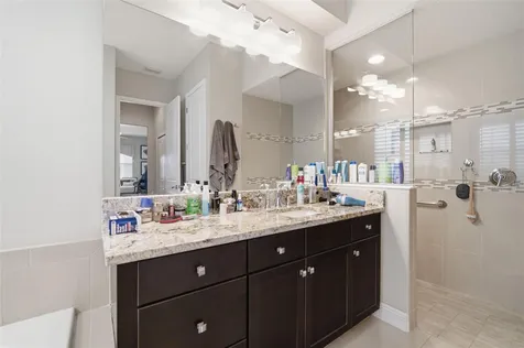 621 Regatta Way Bradenton FL 34208