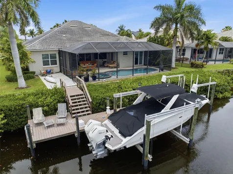 621 Regatta Way Bradenton FL 34208