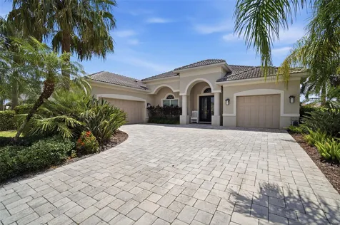 621 Regatta Way Bradenton FL 34208