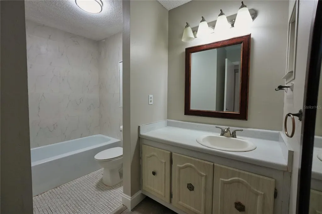 512 Orange Drive Altamonte Springs FL 32701