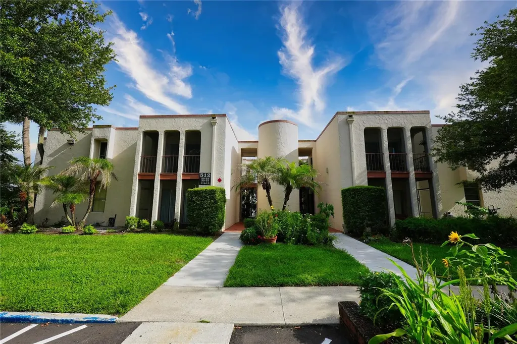 512 Orange Drive Altamonte Springs FL 32701