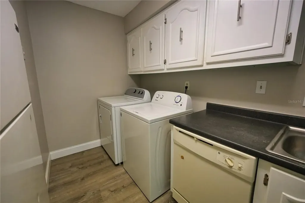 512 Orange Drive Altamonte Springs FL 32701