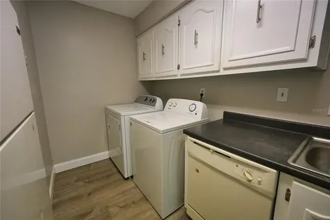 512 Orange Drive Altamonte Springs FL 32701