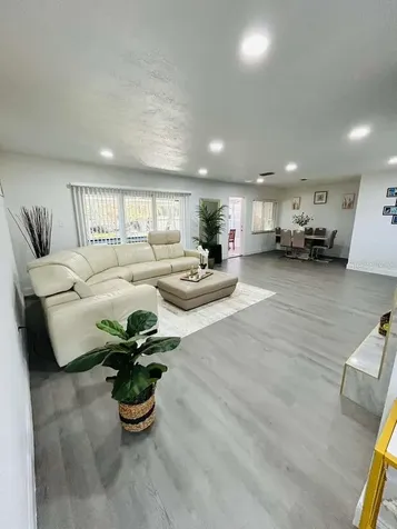 5101 Vinson Drive Tampa FL 33610