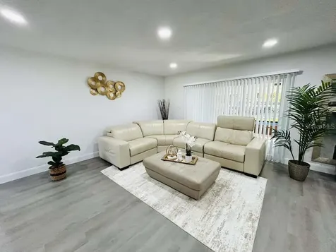 5101 Vinson Drive Tampa FL 33610