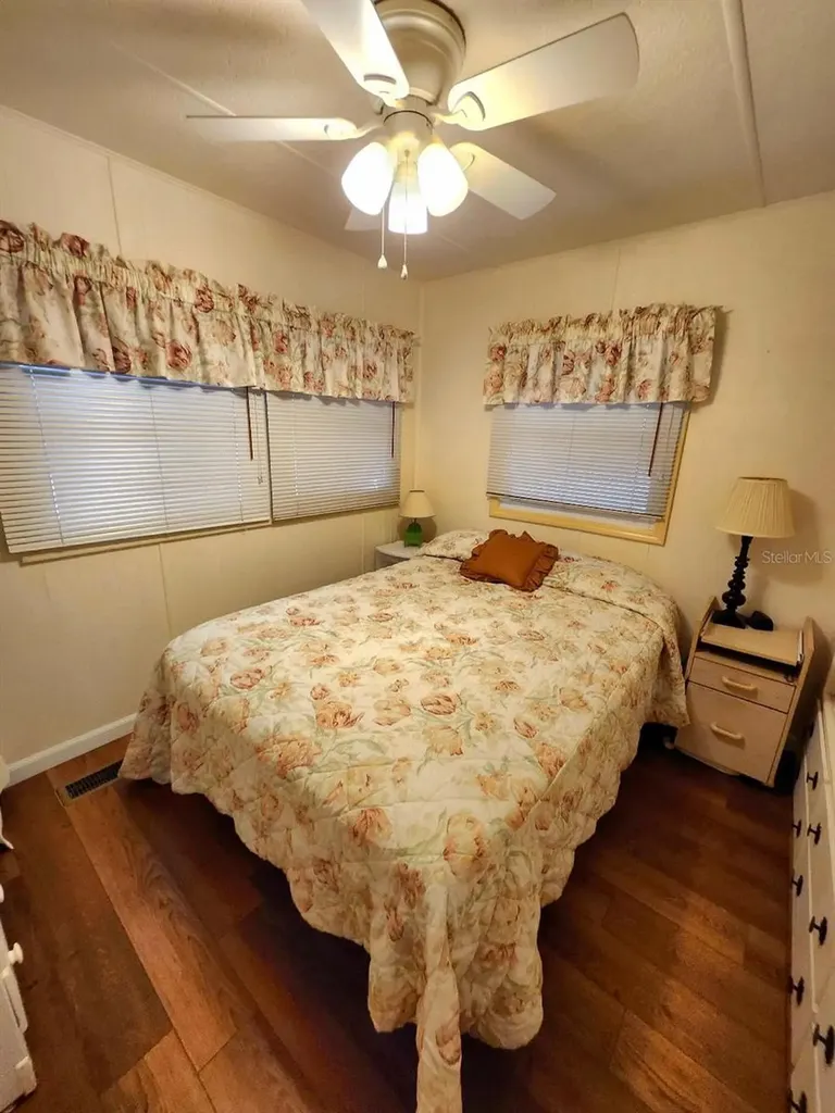 1715 Illinois Avenue Bradenton FL 34207