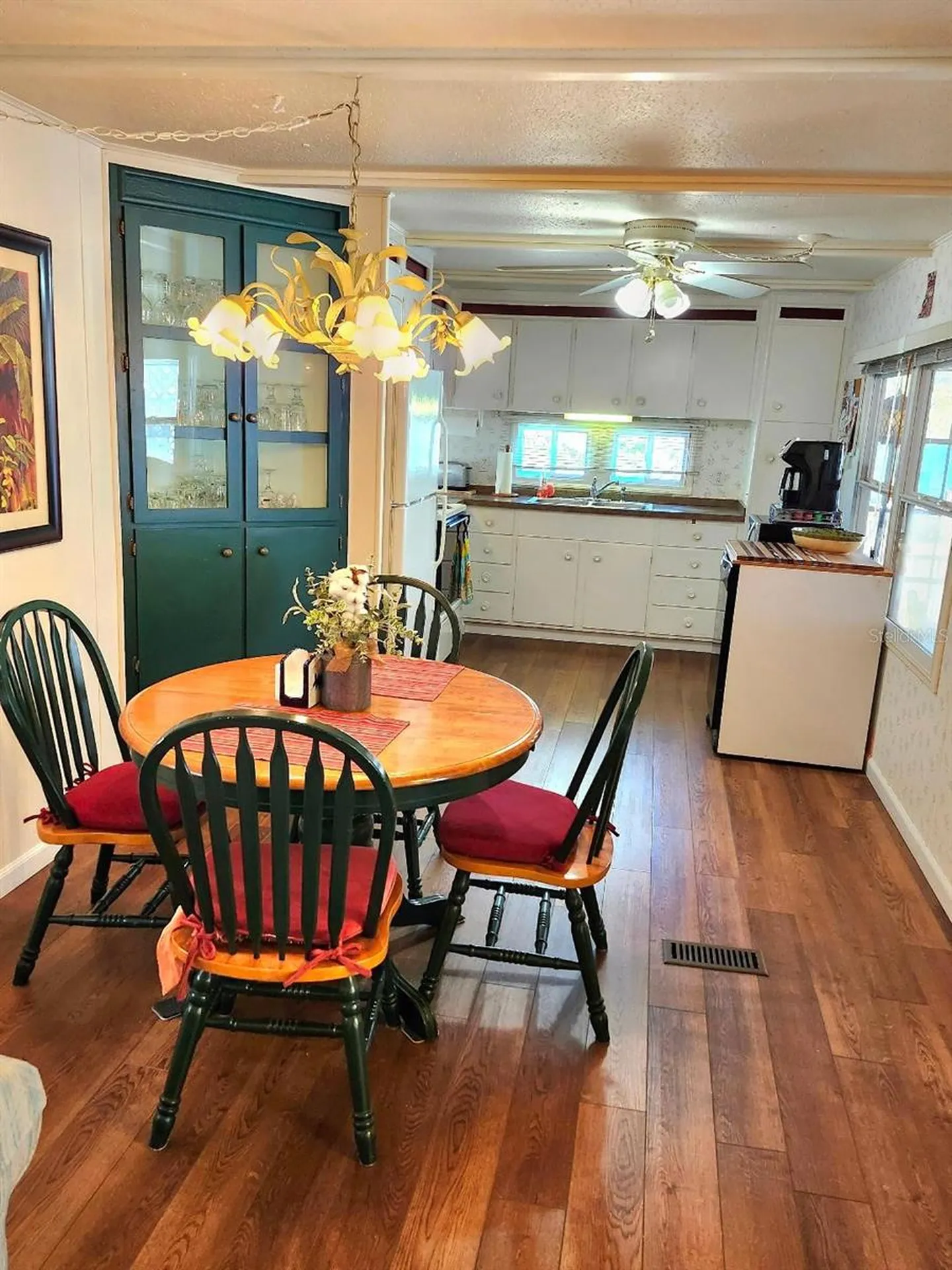 1715 Illinois Avenue Bradenton FL 34207