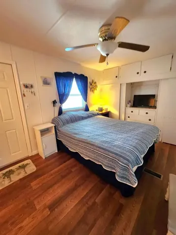 1715 Illinois Avenue Bradenton FL 34207