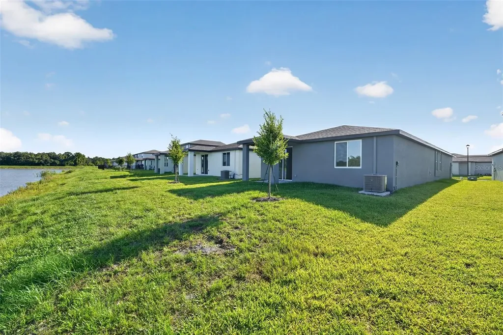 320 Lazy Shore Drive Nokomis FL 34275