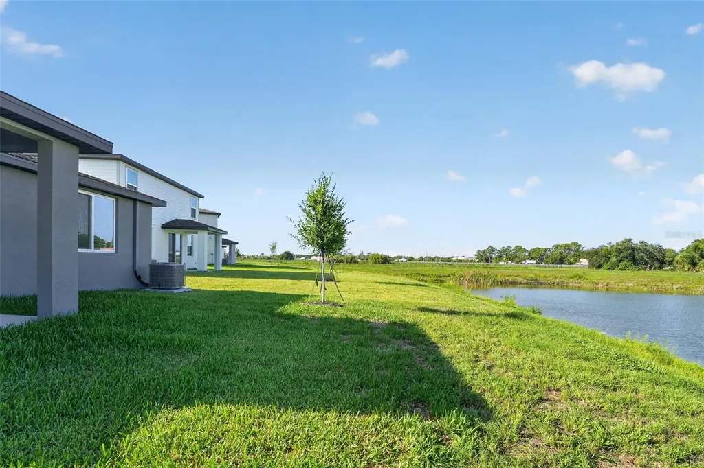 320 Lazy Shore Drive Nokomis FL 34275