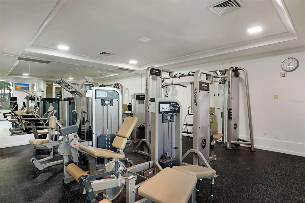 1350 Main Street Sarasota FL 34236
